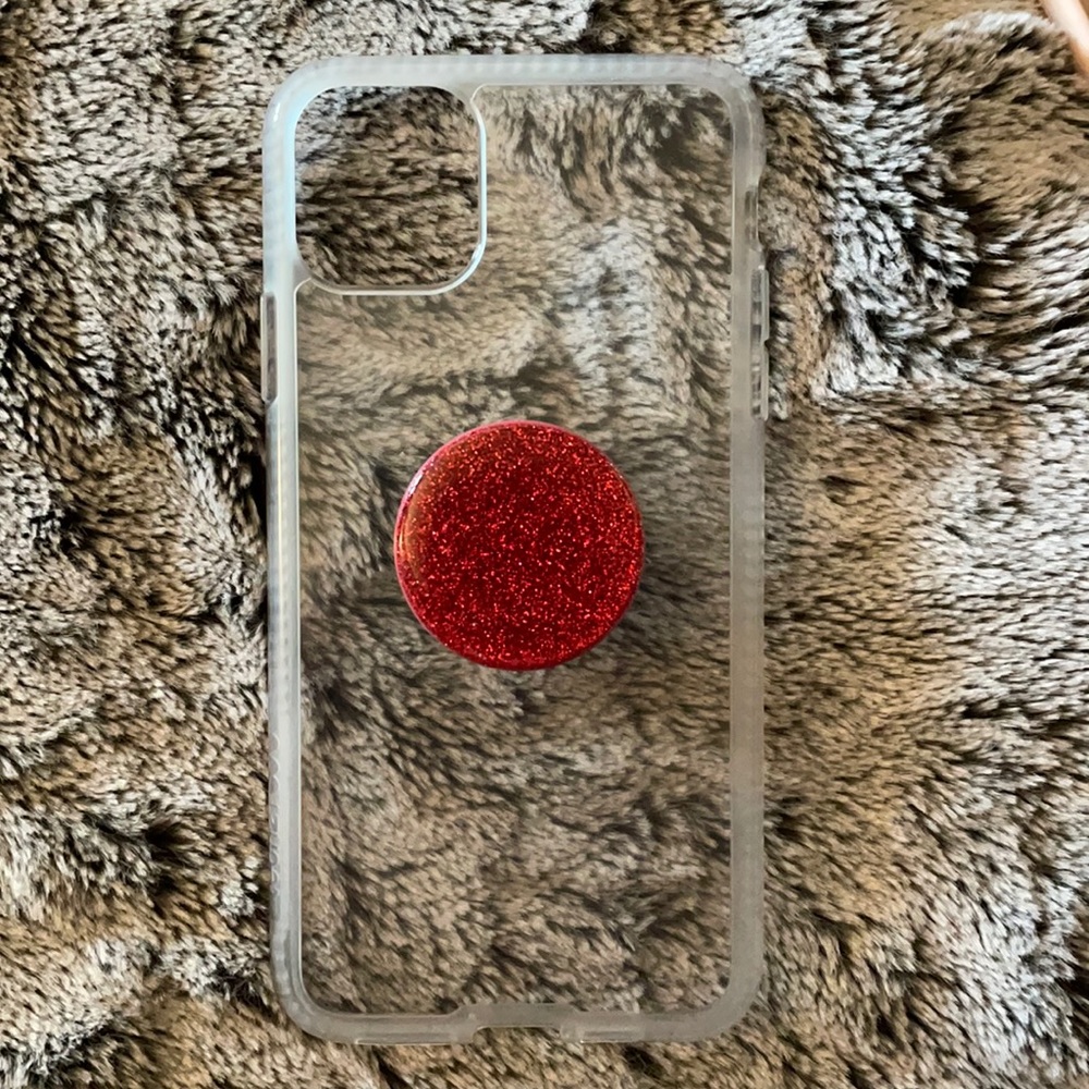 Lightly used clear 11 pro max phone case